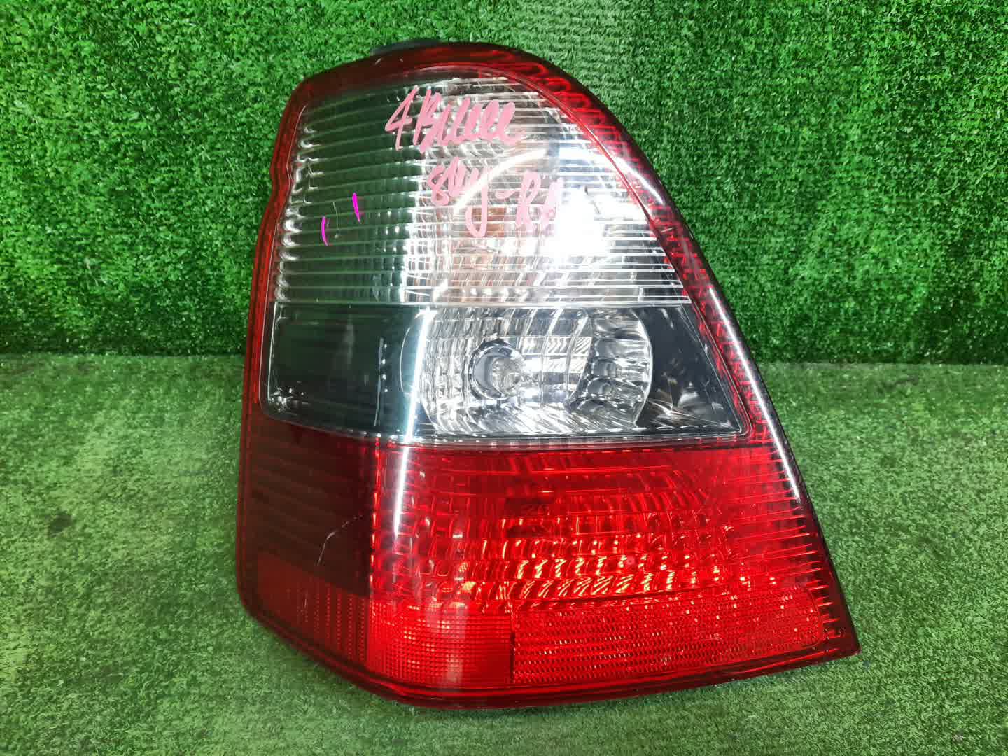 Стоп-сигнал левый задний HONDA ODYSSEY RA6, RA8, RA7, RA9 1 ракурс
