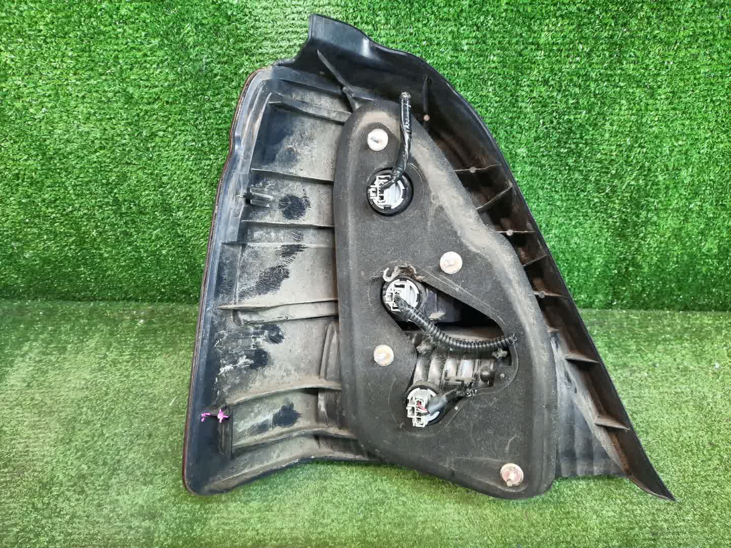 Стоп-сигнал правый задний HONDA ODYSSEY RA6, RA8, RA7, RA9 3 ракурс