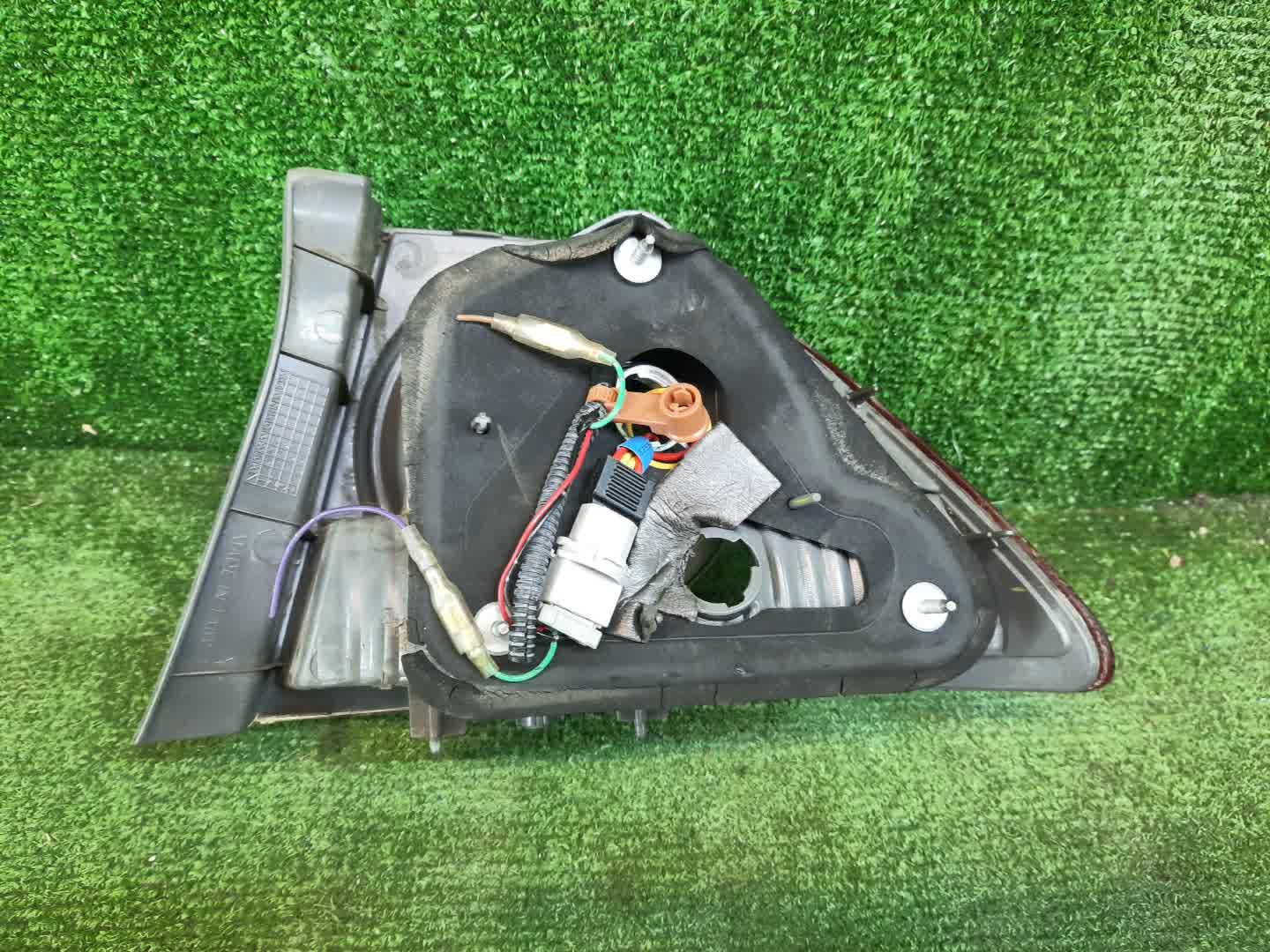 Стоп-сигнал левый задний HONDA CIVIC FD2, FD1, FD3 2 ракурс