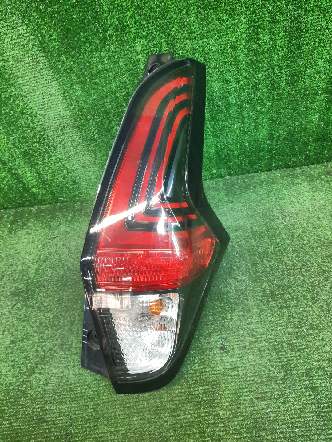 Стоп-сигнал правый задний NISSAN DAYZ B45W, B43W, B46W, B47W, B48W, B44W 1 ракурс