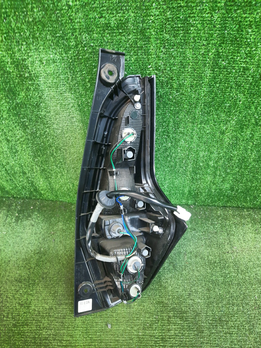 Стоп-сигнал левый задний NISSAN DAYZ B45W, B43W, B46W, B47W, B48W, B44W 2 ракурс