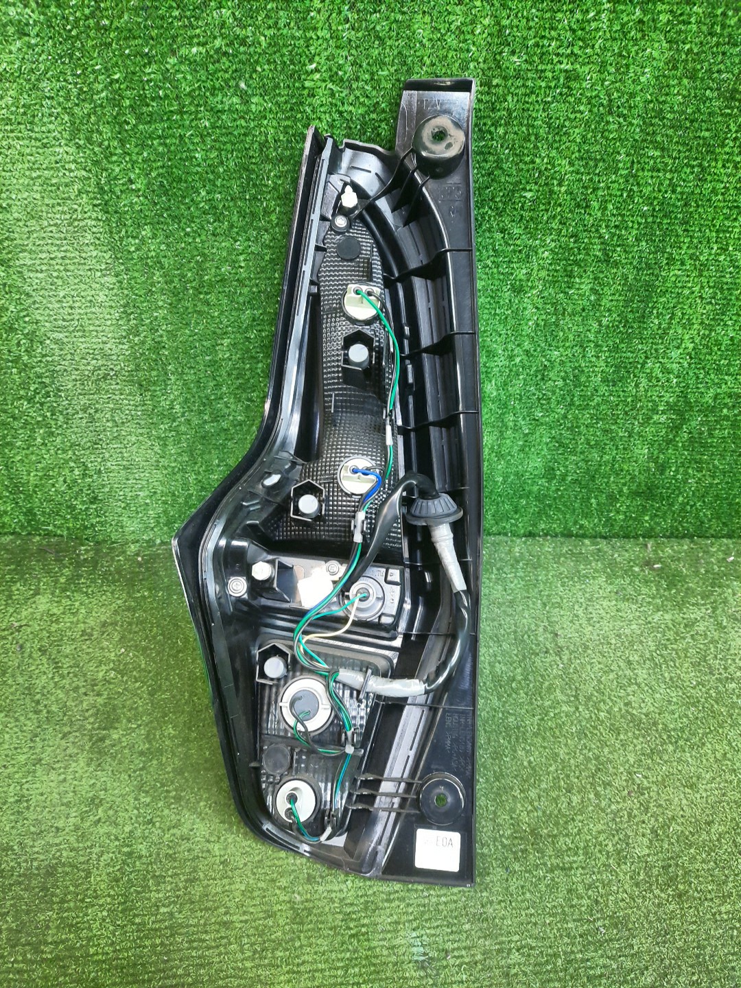 Стоп-сигнал правый задний NISSAN DAYZ B45W, B43W, B46W, B47W, B48W, B44W 2 ракурс