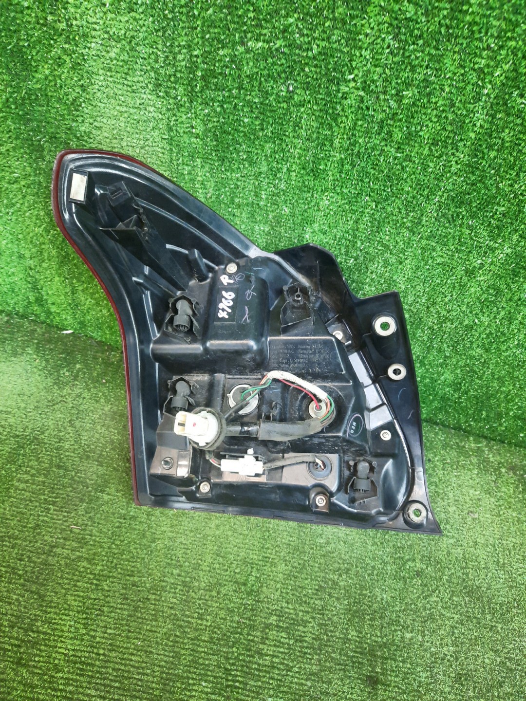 Стоп-сигнал правый задний SUZUKI SWIFT ZD53S, ZD83S, ZC13S, ZC43S, ZC83S, ZC53S 3 ракурс