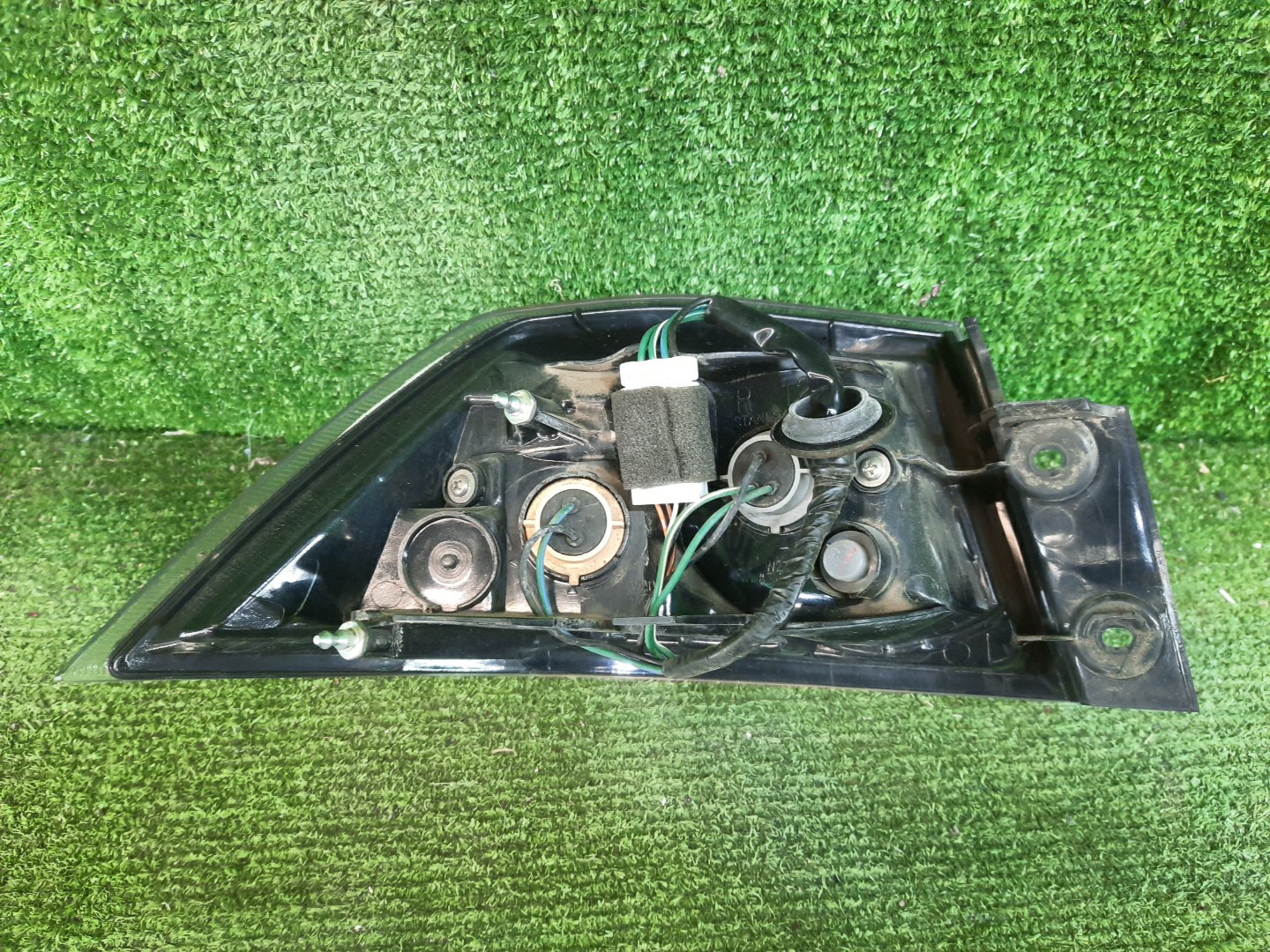 Стоп-сигнал правый задний MITSUBISHI LANCER, GALANT FORTIS CY4A, CY2A, CY3A, CY6A 2 ракурс