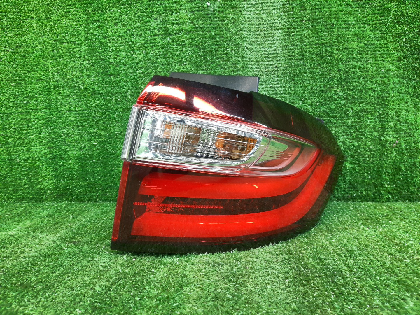 Стоп-сигнал правый задний HONDA ODYSSEY RC1 1 ракурс