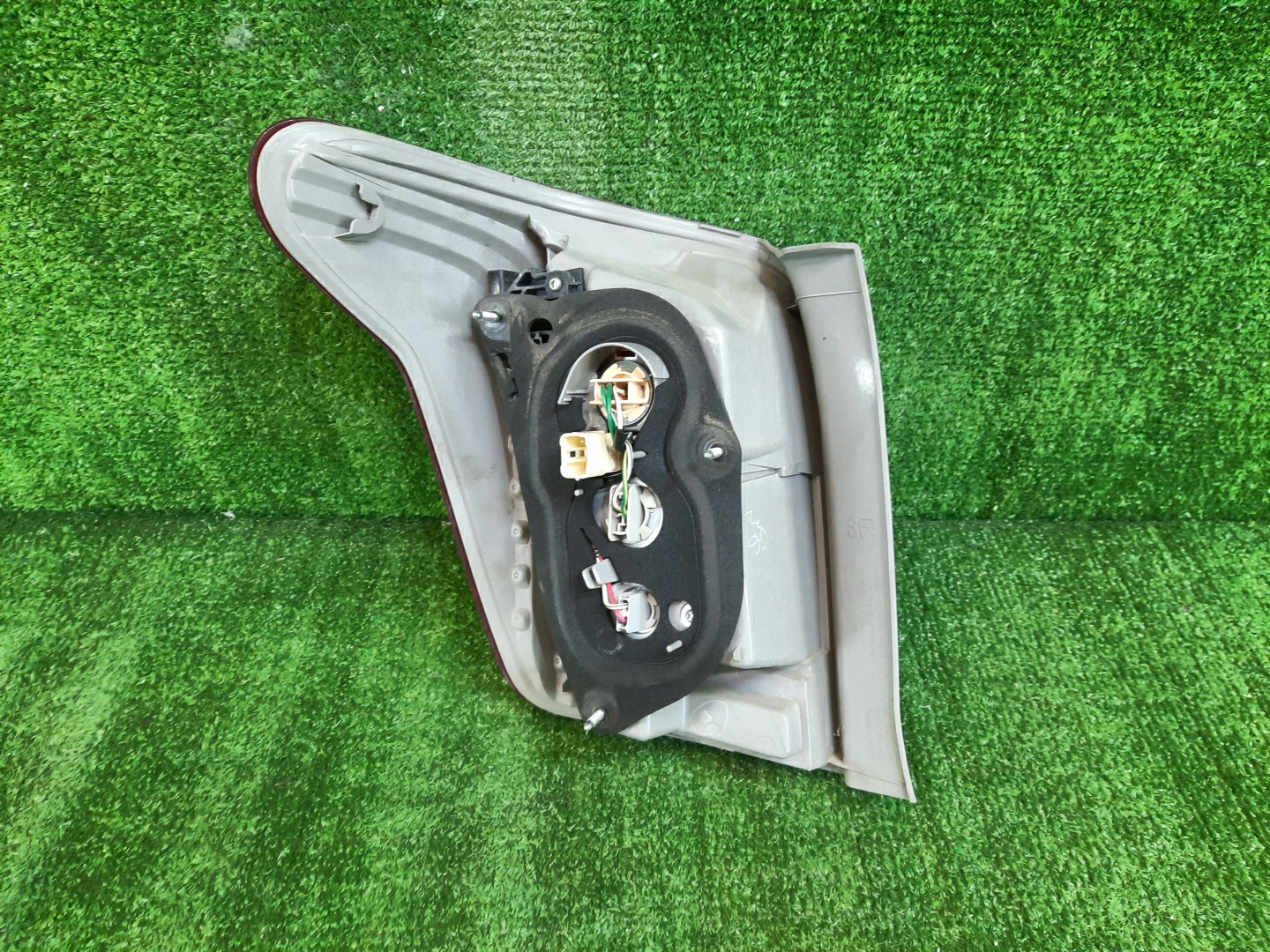 Стоп-сигнал правый задний TOYOTA COROLLA FIELDER, FIELDER ZRE144G, ZRE142G, NZE144G, NZE141G 2 ракурс