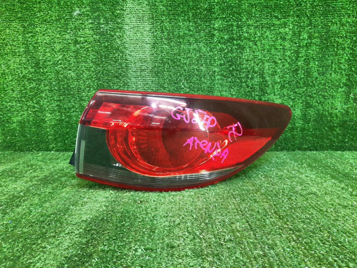 Стоп-сигнал правый задний MAZDA ATENZA, MAZDA 6 GJ5FP, GJEFP, GJ2FP, GJ2AP, GJ526, GJ523 1 ракурс