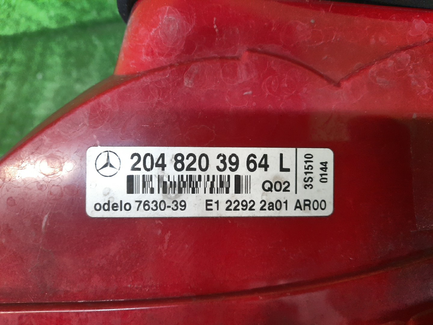 Стоп-сигнал левый задний MERCEDES-BENZ C-Class W204 3 ракурс