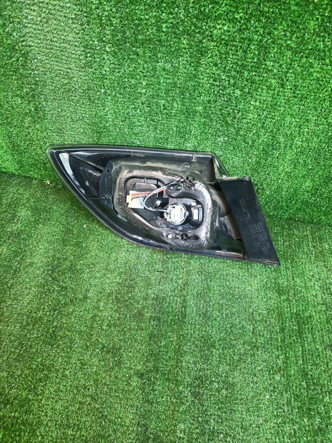 Стоп-сигнал правый задний MAZDA AXELA, MAZDA 3, 3 BK5P, BK3P, BKEP, BK 2 ракурс
