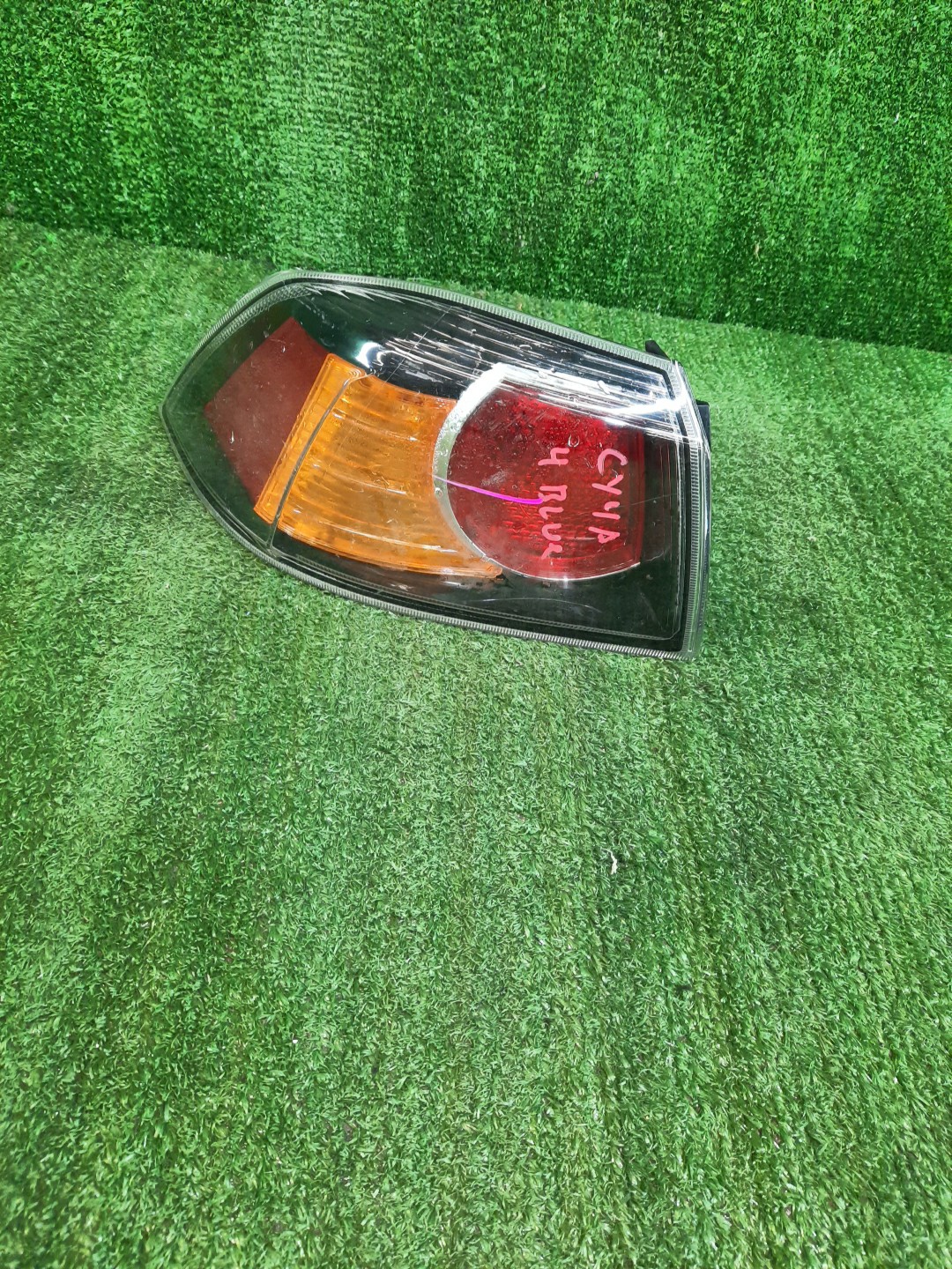 Стоп-сигнал левый задний MITSUBISHI LANCER, GALANT FORTIS CY4A, CY2A, CY3A, CY6A 1 ракурс