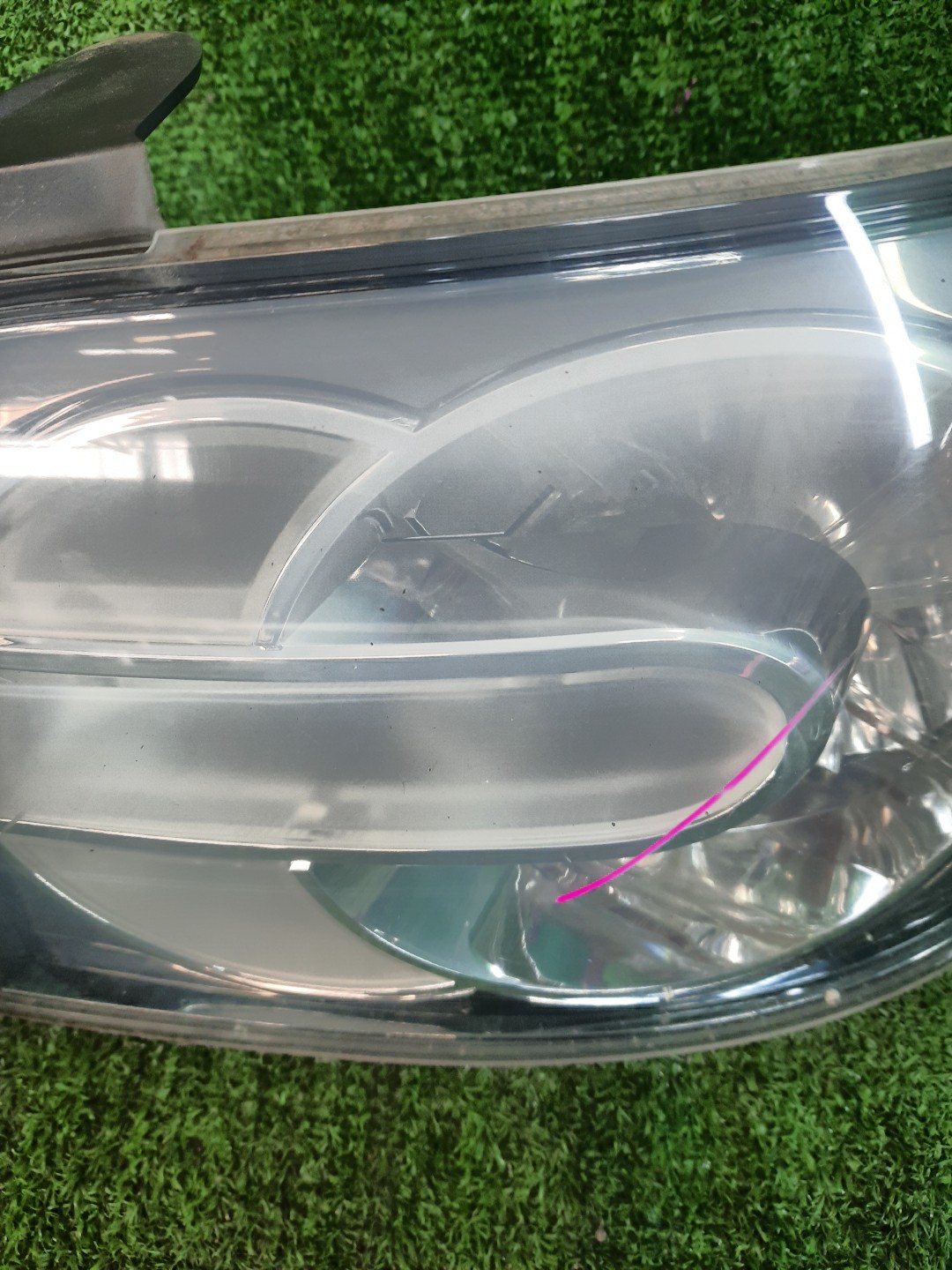 Стоп-сигнал правый задний MAZDA CX-7 ER3P 2 ракурс Стоп-сигнал правый задний MAZDA CX-7 ER3P 2 ракурс