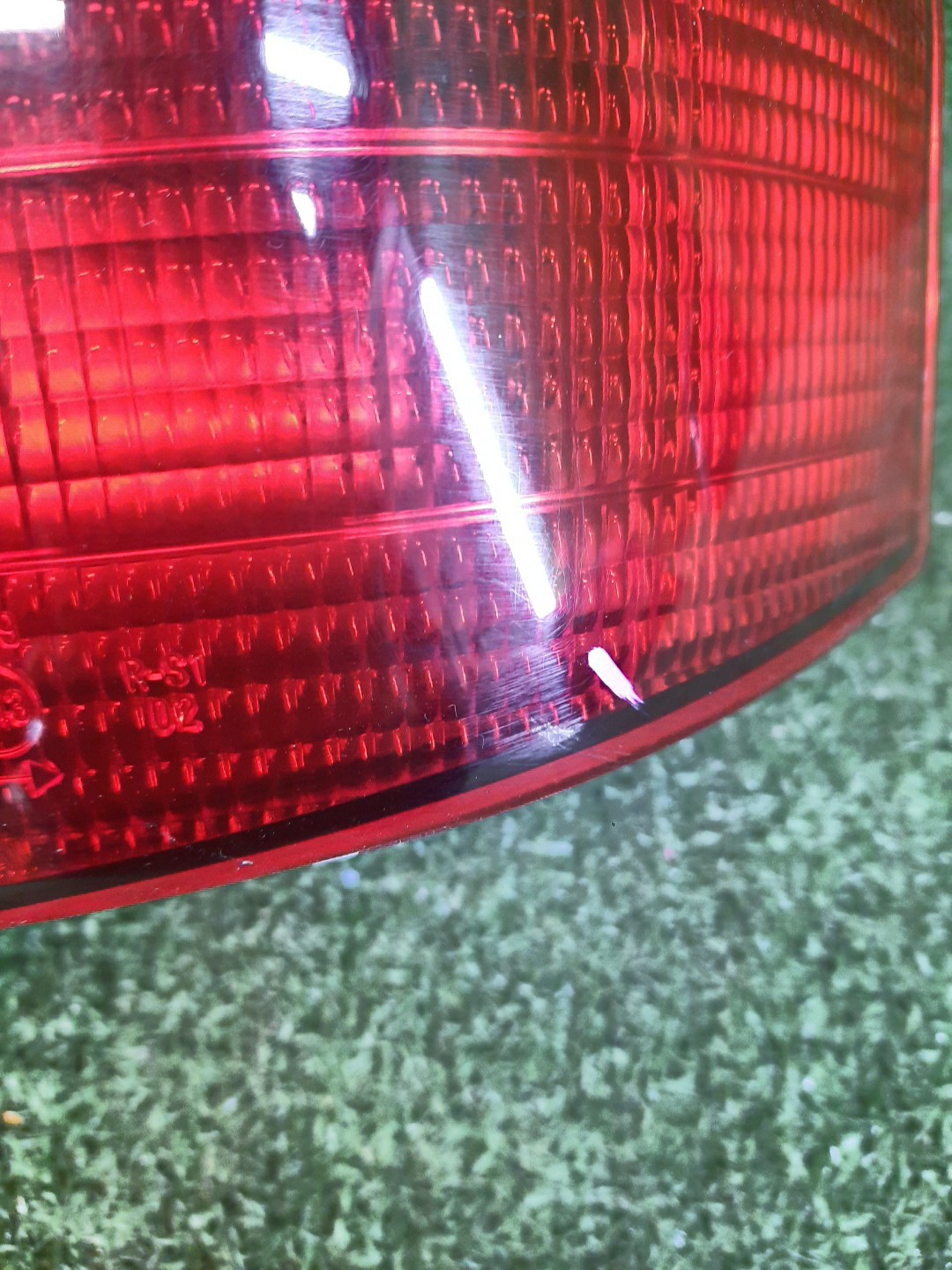 Стоп-сигнал правый задний MITSUBISHI LEGNUM EC1W, EC5W, EA1W, EA3W, EA4W, EC3W, EC4W, EC7W 2 ракурс Стоп-сигнал правый задний MITSUBISHI LEGNUM EC1W, EC5W, EA1W, EA3W, EA4W, EC3W, EC4W, EC7W 2 ракурс