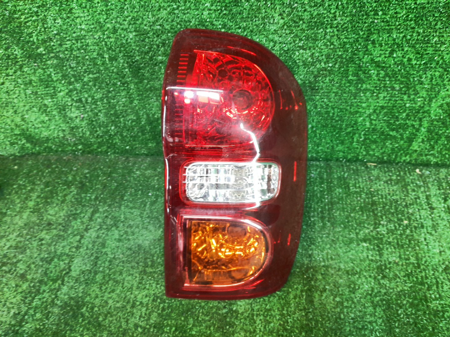 Стоп-сигнал правый задний TOYOTA RAV4 ACA21W, ACA20W, ZCA26W, ZCA25W 1 ракурс
