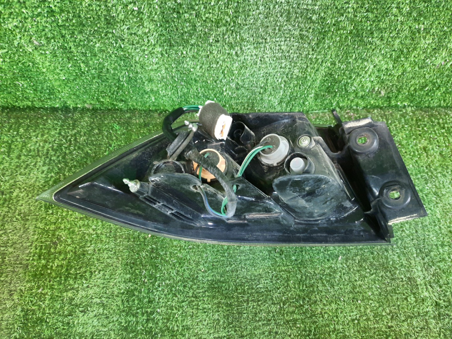 Стоп-сигнал правый задний MITSUBISHI LANCER, GALANT FORTIS CY4A, CY2A, CY3A, CY6A 2 ракурс