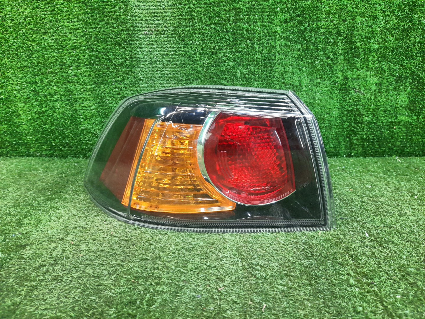 Стоп-сигнал левый задний MITSUBISHI LANCER, GALANT FORTIS CY4A, CY2A, CY3A, CY6A 1 ракурс