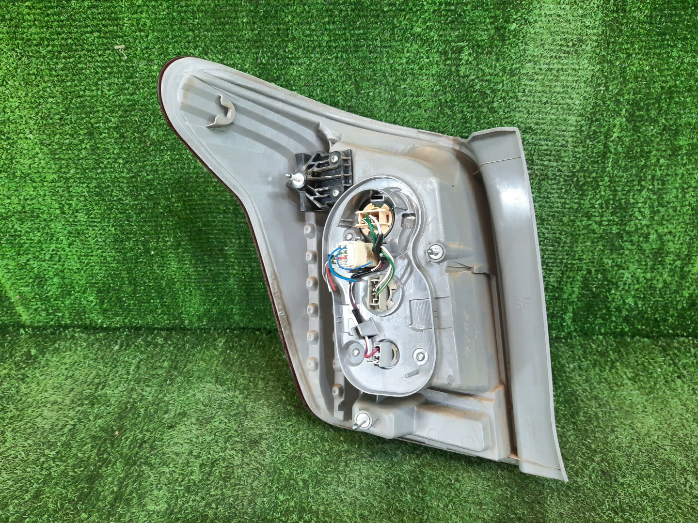 Стоп-сигнал правый задний TOYOTA COROLLA FIELDER, FIELDER ZRE144G, ZRE142G, NZE144G, NZE141G 3 ракурс