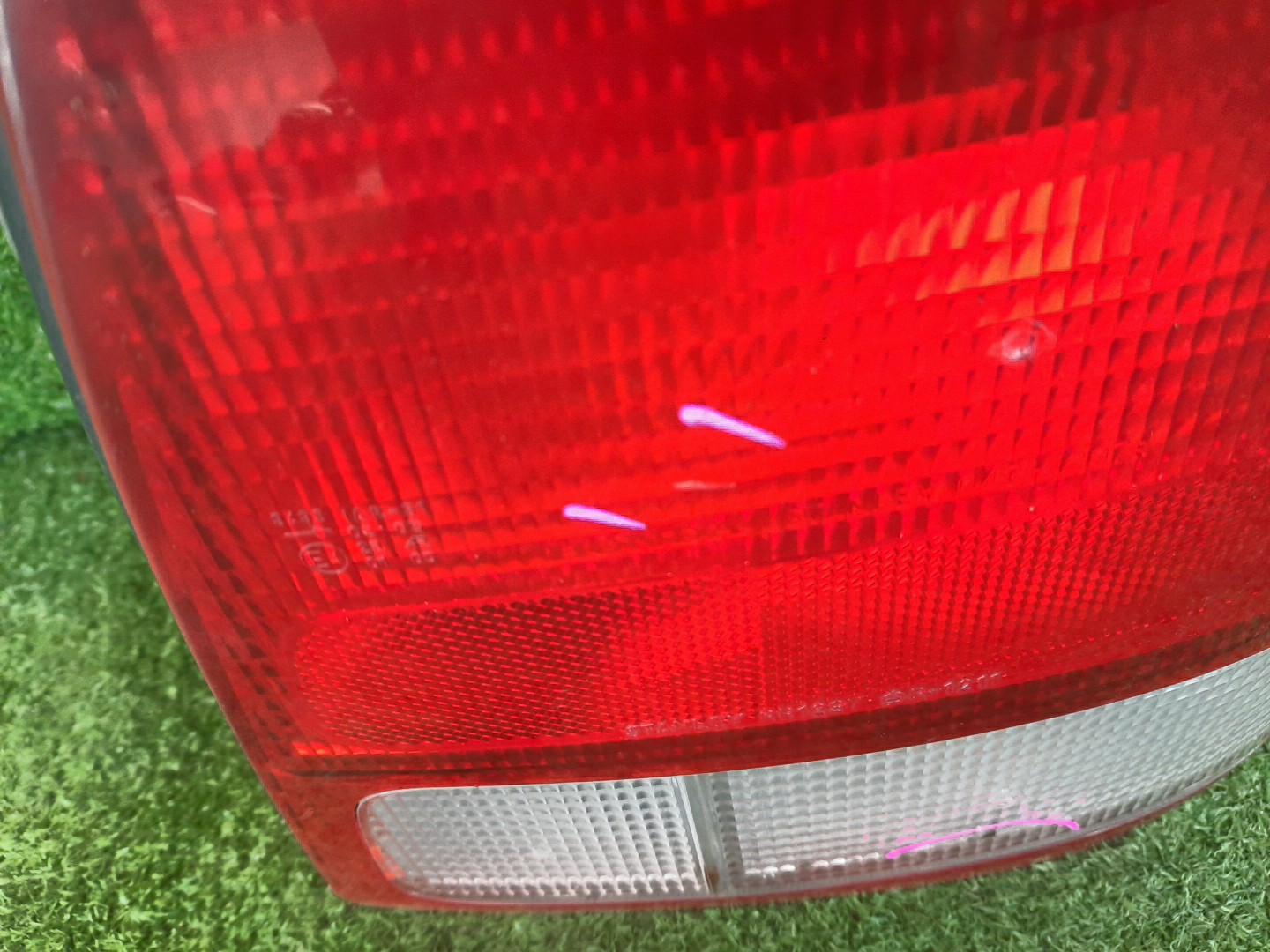 Стоп-сигнал правый задний HONDA LOGO GA3, GA5 2 ракурс Стоп-сигнал правый задний HONDA LOGO GA3, GA5 2 ракурс