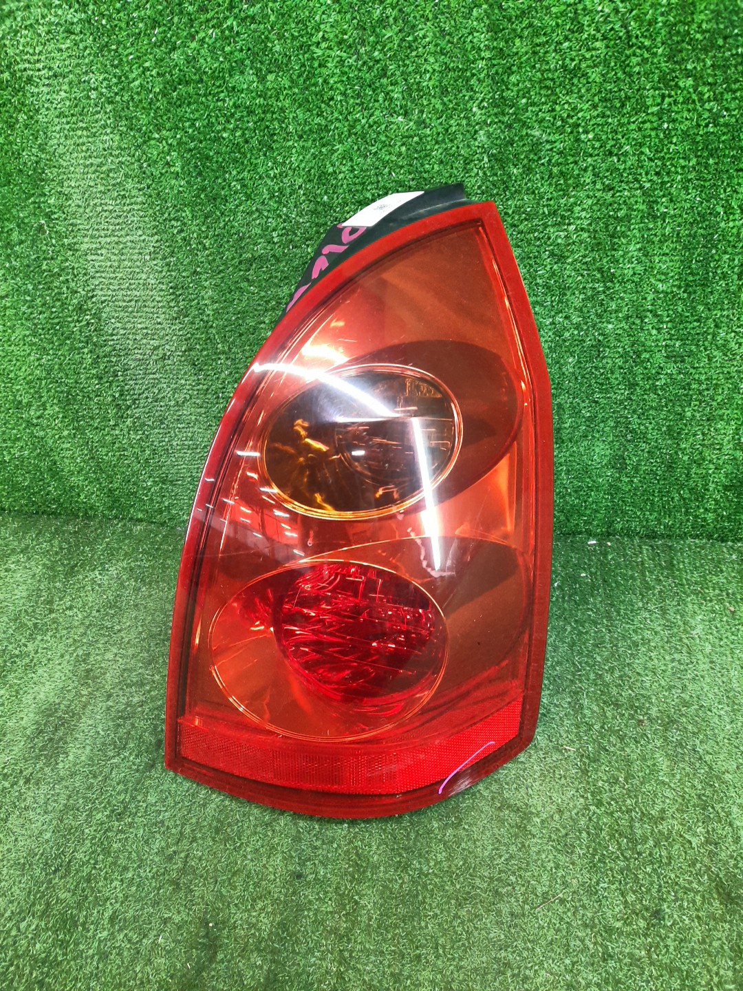 Стоп-сигнал правый задний NISSAN PRIMERA WP12, WTNP12, WTP12, WHP12, WRP12 1 ракурс