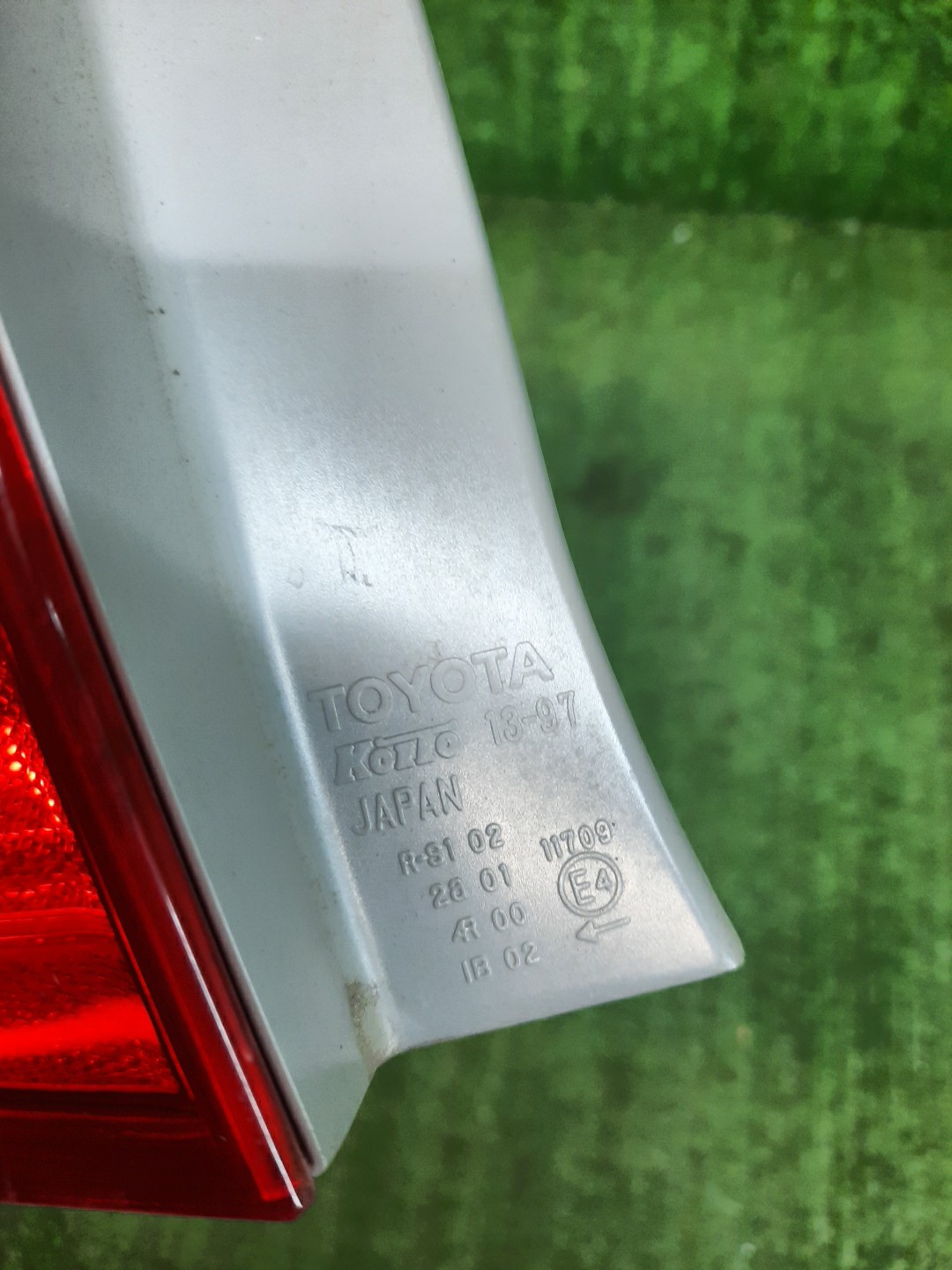 Стоп-сигнал левый задний TOYOTA COROLLA FIELDER, FIELDER ZRE144G, ZRE142G, NZE144G, NZE141G 3 ракурс