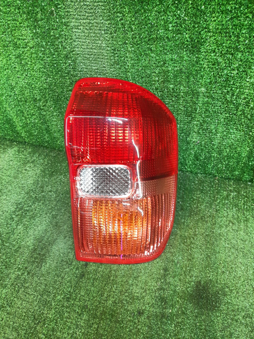 Стоп-сигнал правый задний TOYOTA RAV4 ACA21W, ACA20W, ZCA26W, ZCA25W 1 ракурс