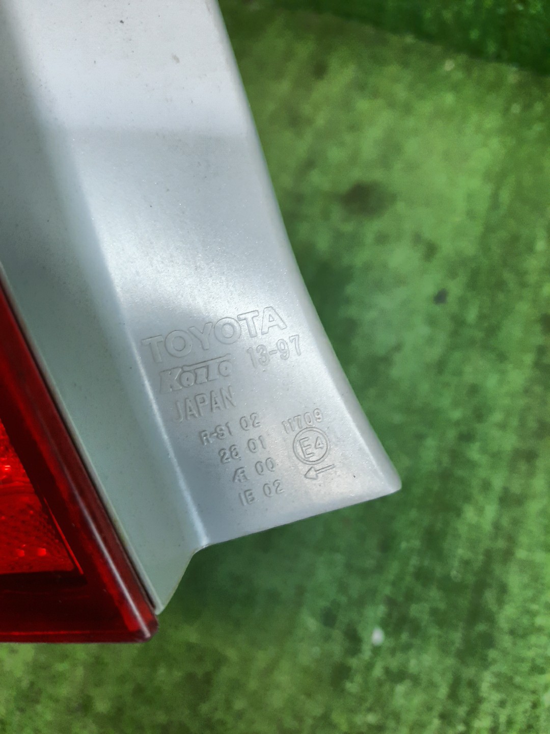 Стоп-сигнал левый задний TOYOTA COROLLA FIELDER, FIELDER ZRE144G, ZRE142G, NZE144G, NZE141G 3 ракурс