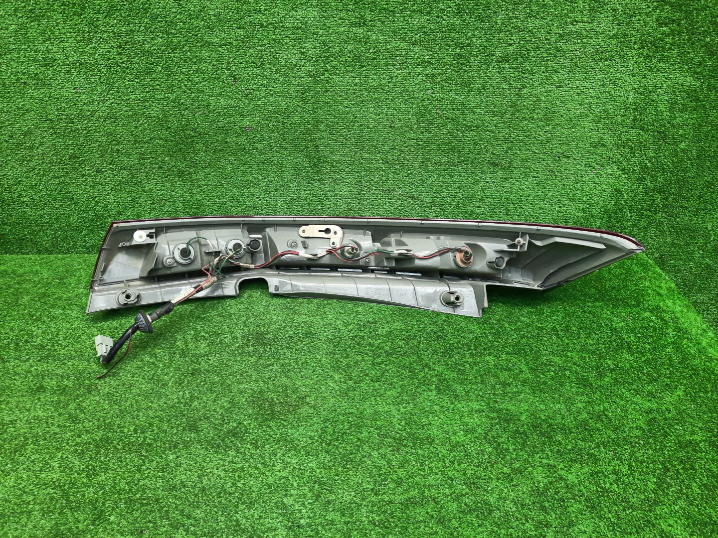 Стоп-сигнал правый задний HONDA STREAM RN9, RN6, RN7, RN8 3 ракурс