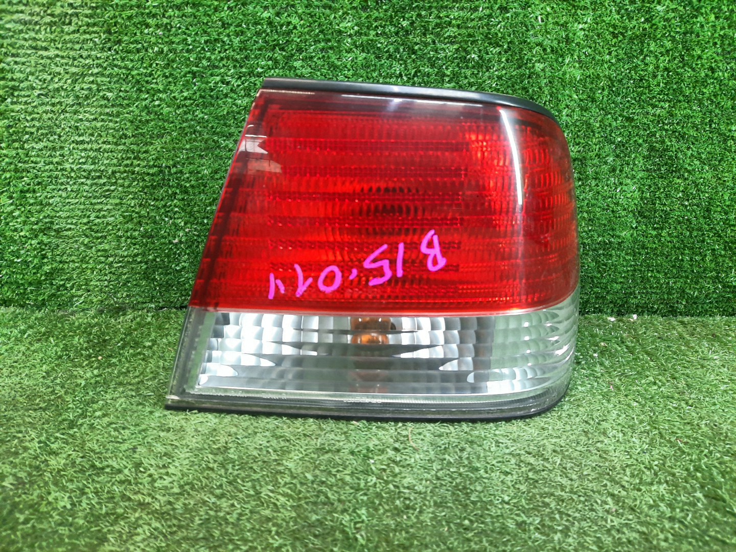 Стоп-сигнал правый задний NISSAN SUNNY B15, FB15, FNB15, QB15, SB15 1 ракурс