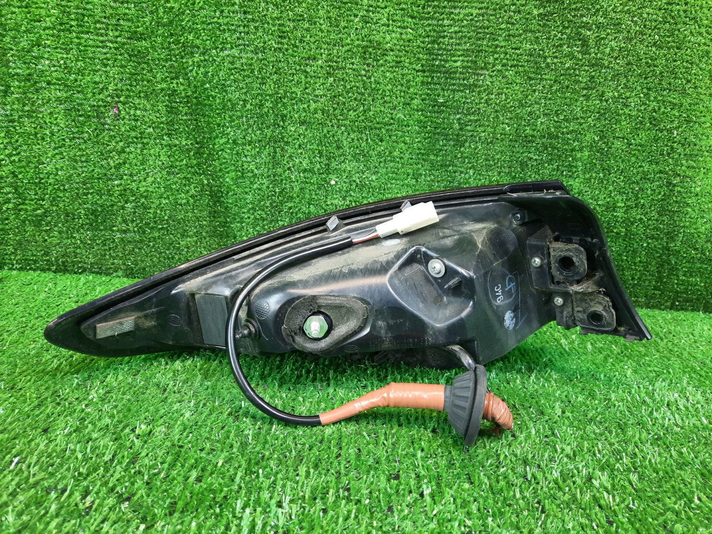 Стоп-сигнал правый задний MAZDA MAZDA 3, 3 BPEP, BP8P, BP5P, BPFP, BPFJ3P, BPFJ3R, BP5R, BP, BPEK3R, BP8R 2 ракурс