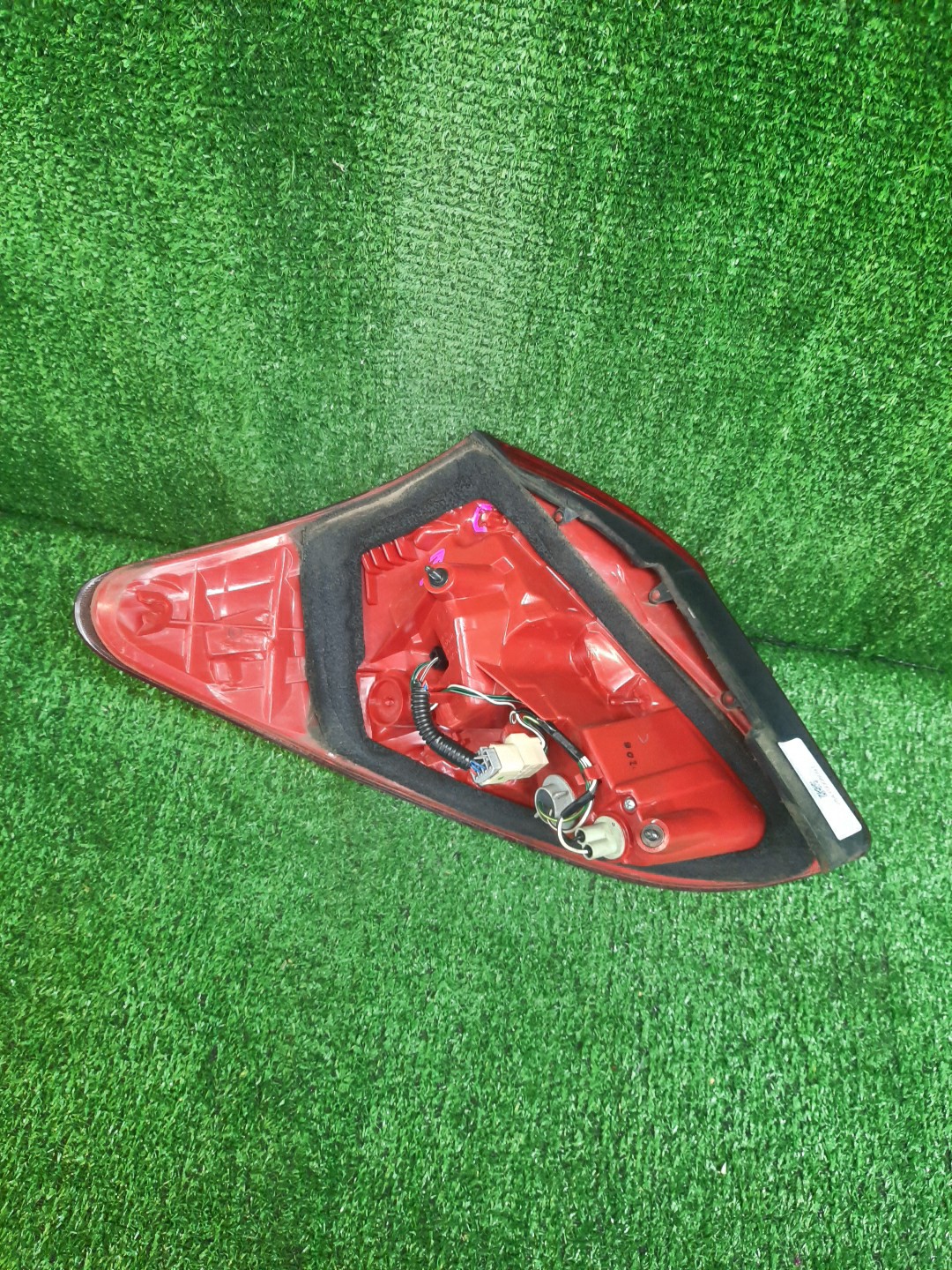 Стоп-сигнал правый задний TOYOTA RAV4, VANGUARD ZSA30, ZSA35, ACA38W, GSA33W, ACA33W 2 ракурс