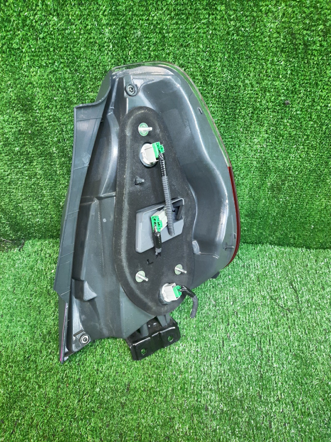 Стоп-сигнал левый задний HONDA FIT, JAZZ GD2, GD3, GD4, GD1 3 ракурс