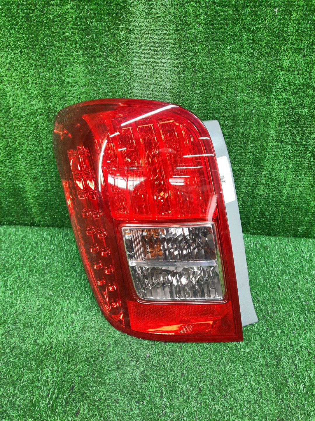 Стоп-сигнал левый задний TOYOTA COROLLA FIELDER, FIELDER ZRE144G, ZRE142G, NZE144G, NZE141G 1 ракурс