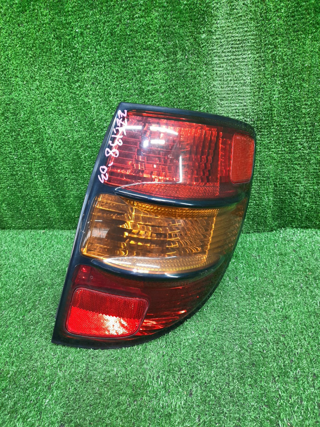 Стоп-сигнал правый задний TOYOTA VOLTZ ZZE136, ZZE137, ZZE138, ZZE136, ZZE137, ZZE138 1 ракурс