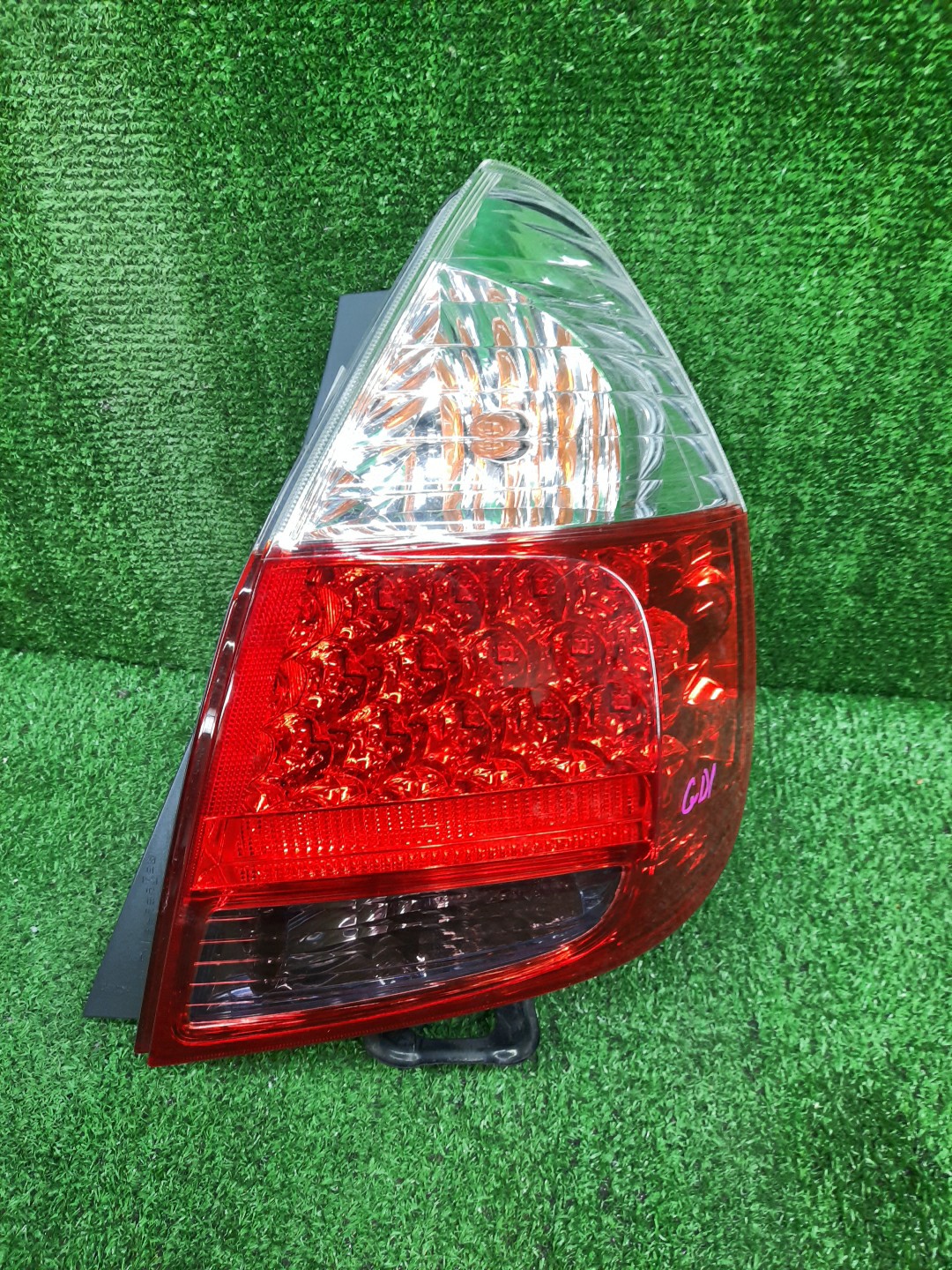 Стоп-сигнал правый задний HONDA FIT, JAZZ GD2, GD3, GD4, GD1 1 ракурс