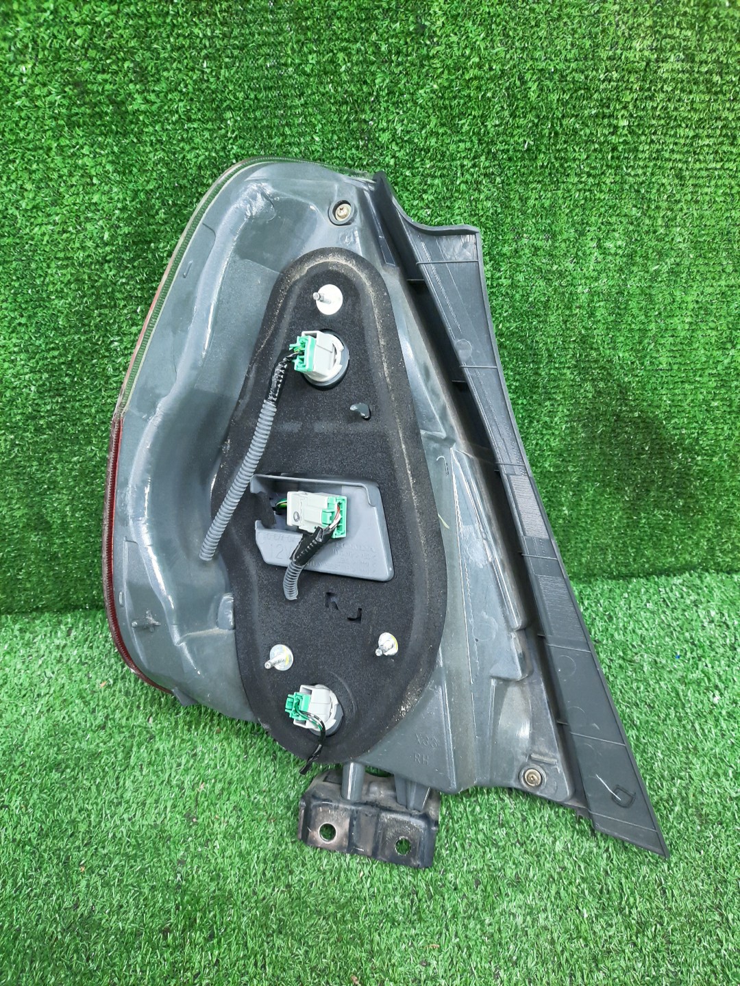Стоп-сигнал правый задний HONDA FIT, JAZZ GD2, GD3, GD4, GD1 3 ракурс