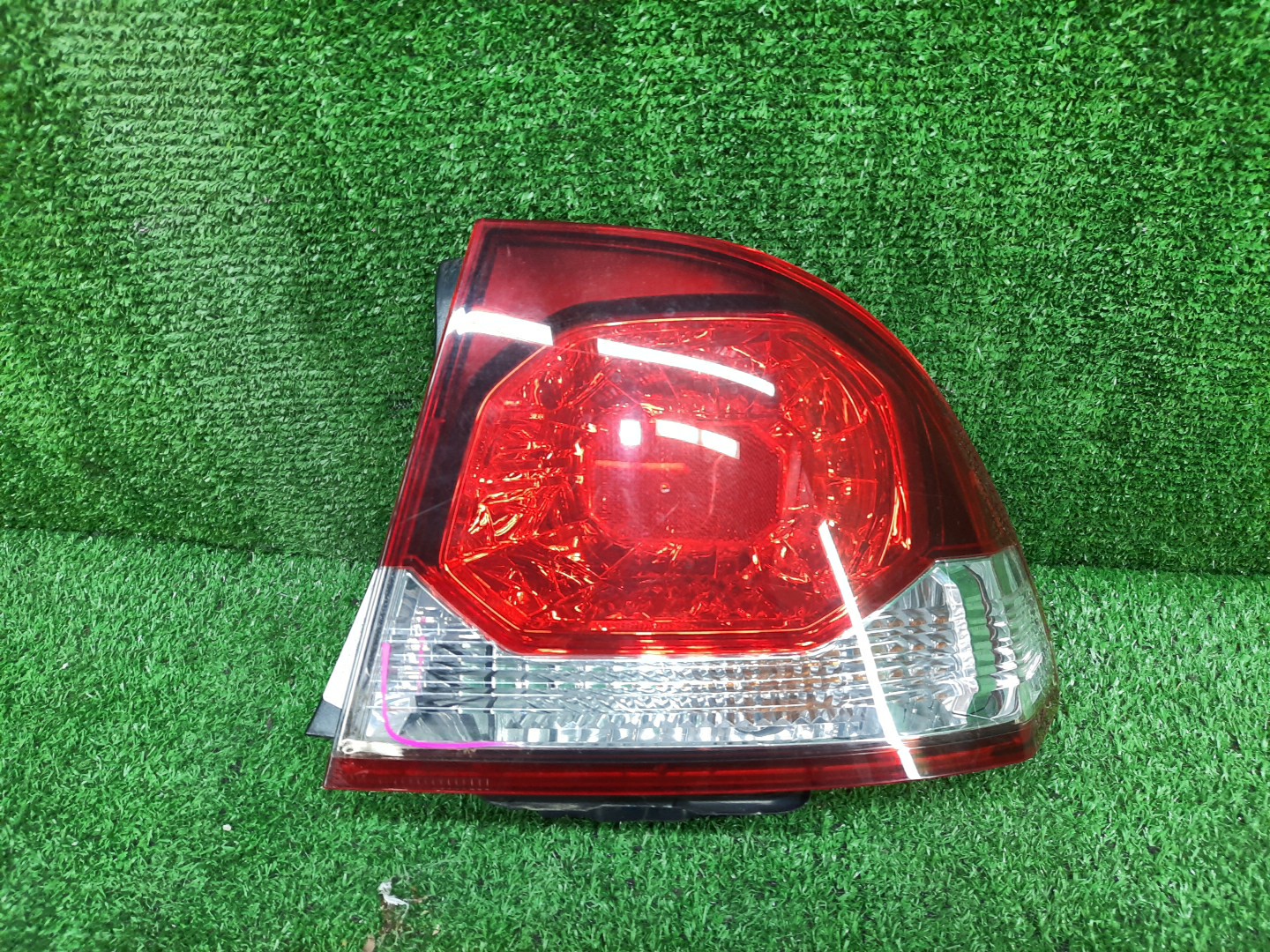 Стоп-сигнал правый задний HONDA CIVIC FD2, FD1, FD3 1 ракурс