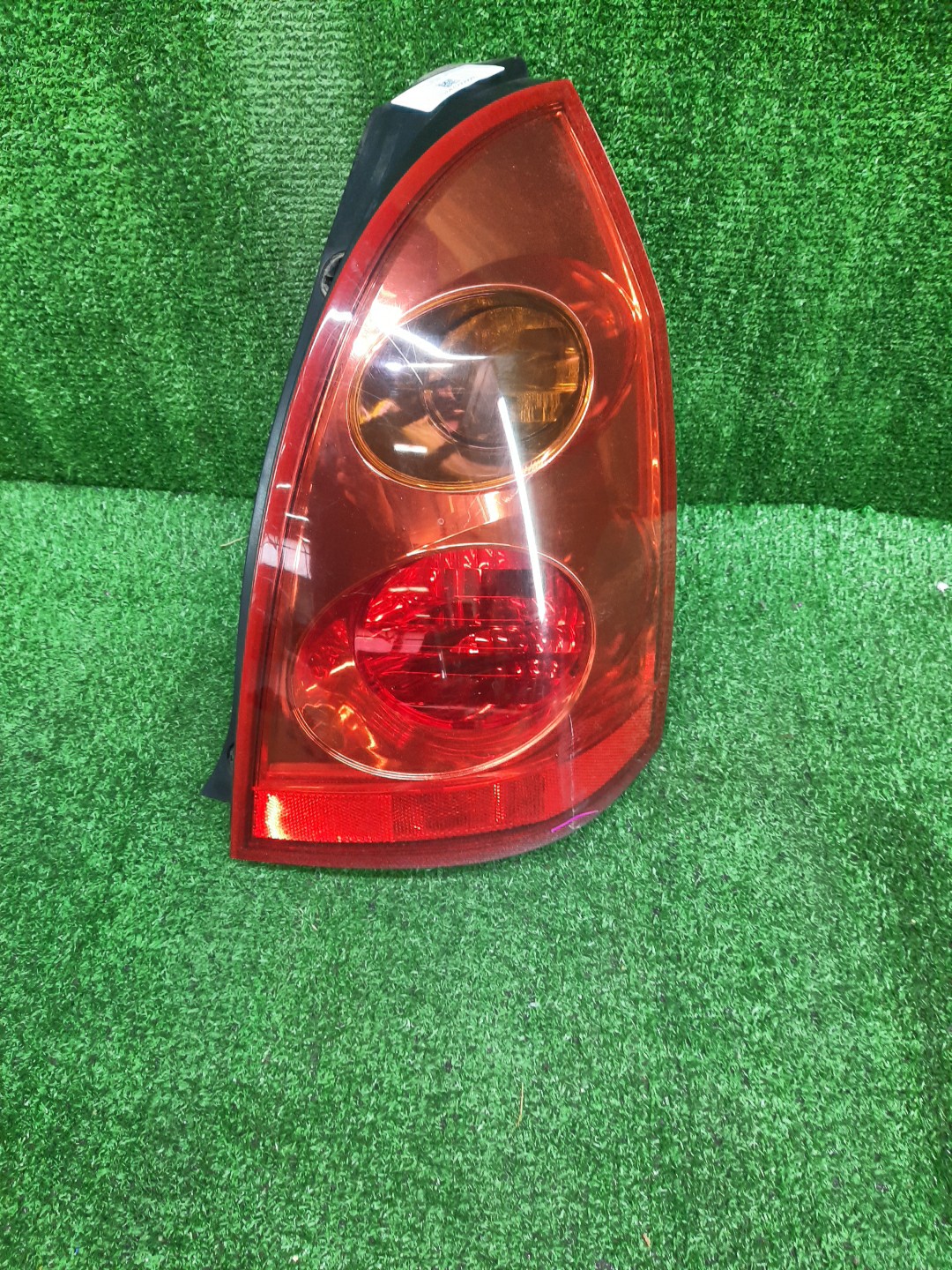 Стоп-сигнал правый задний NISSAN PRIMERA WP12, WTNP12, WTP12, WHP12, WRP12 1 ракурс