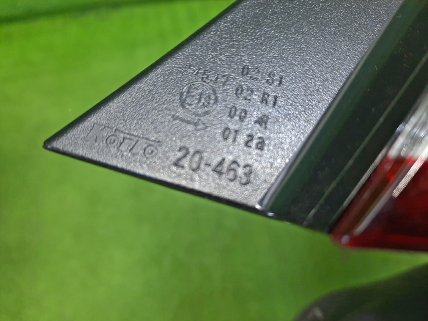 Стоп-сигнал правый задний TOYOTA ALLION ZRT265, ZRT260, NZT260, ZRT261 81551-20A70 3 ракурс