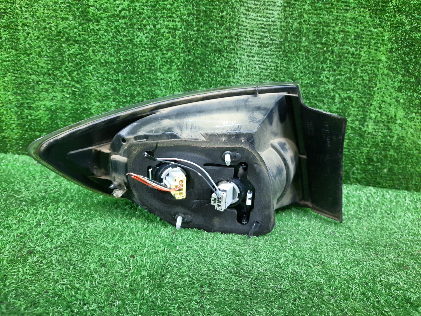 Стоп-сигнал правый задний MAZDA AXELA, MAZDA 3, 3 BK5P, BK3P, BKEP, BK 3 ракурс