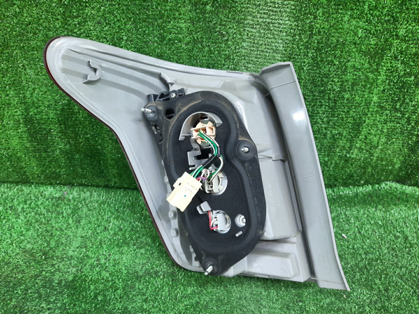Стоп-сигнал правый задний TOYOTA COROLLA FIELDER, FIELDER ZRE144G, ZRE142G, NZE144G, NZE141G 3 ракурс