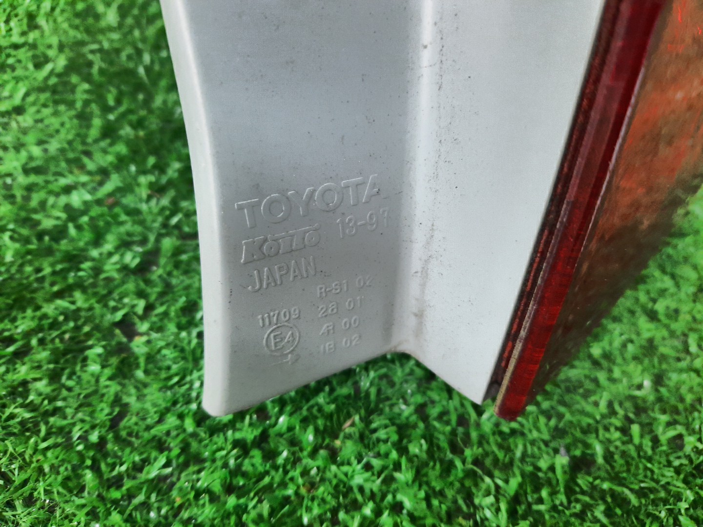 Стоп-сигнал правый задний TOYOTA COROLLA FIELDER, FIELDER ZRE144G, ZRE142G, NZE144G, NZE141G 2 ракурс
