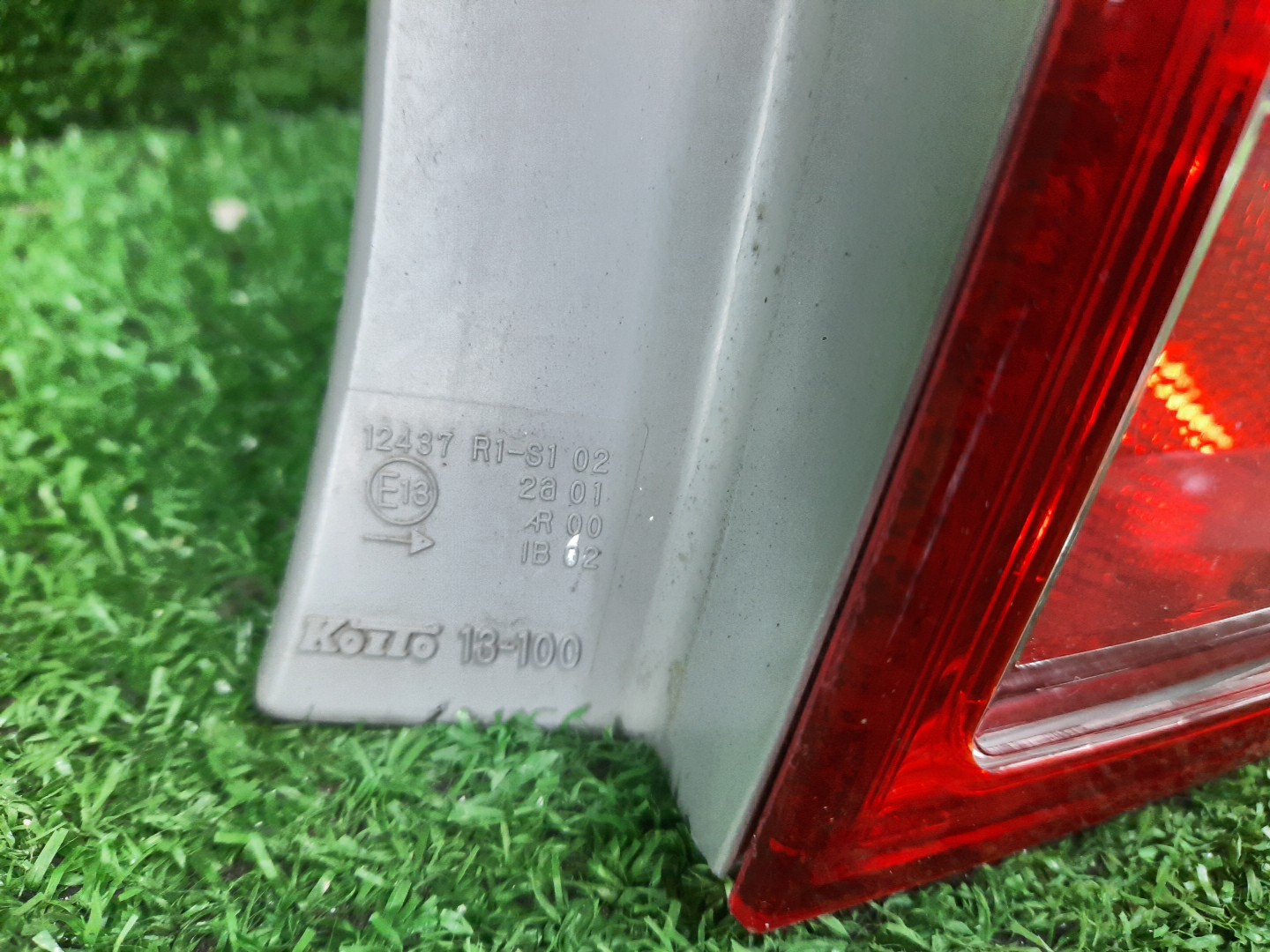 Стоп-сигнал правый задний TOYOTA COROLLA FIELDER, FIELDER ZRE144G, ZRE142G, NZE144G, NZE141G 2 ракурс
