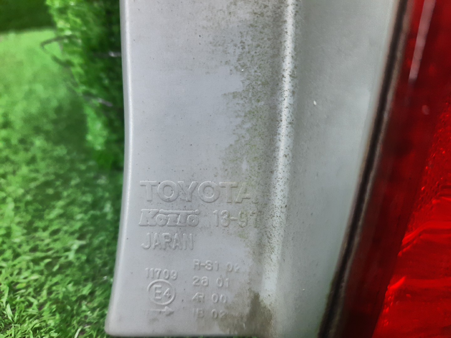 Стоп-сигнал правый задний TOYOTA COROLLA FIELDER, FIELDER ZRE144G, ZRE142G, NZE144G, NZE141G 2 ракурс