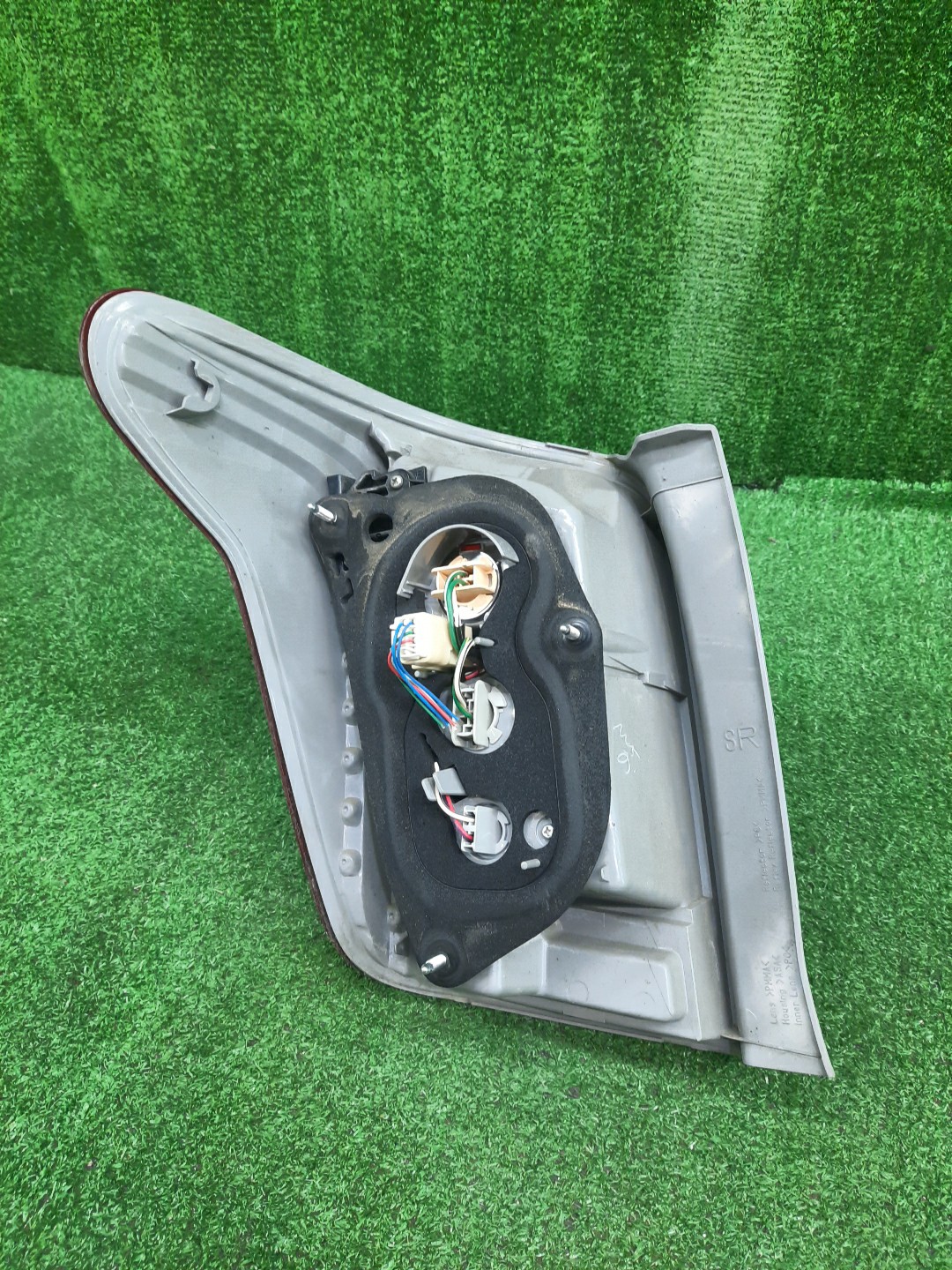 Стоп-сигнал правый задний TOYOTA COROLLA FIELDER, FIELDER ZRE144G, ZRE142G, NZE144G, NZE141G 3 ракурс