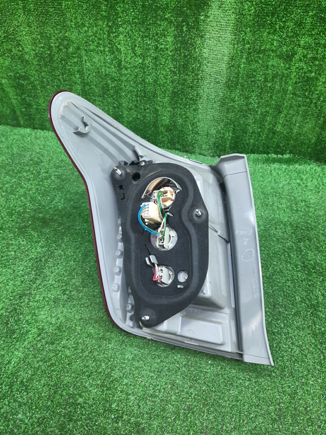 Стоп-сигнал правый задний TOYOTA COROLLA FIELDER, FIELDER ZRE144G, ZRE142G, NZE144G, NZE141G 3 ракурс