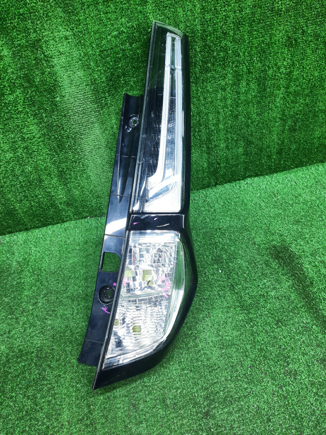 Стоп-сигнал правый задний TOYOTA THOR, JUSTY, TANK, ROOMY M910S, M900S, M900F, M910F, M910A, M900A 1 ракурс