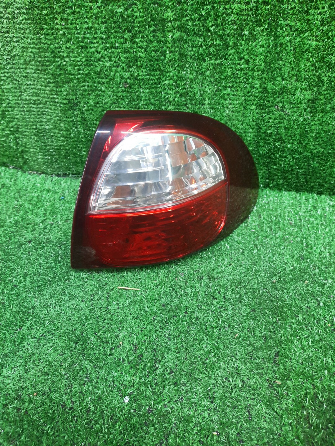 Стоп-сигнал правый задний TOYOTA CALDINA ST215W, ST210G, ST215G, CT216, ST210, AT211, ST215, CT216G, AT211G 1 ракурс
