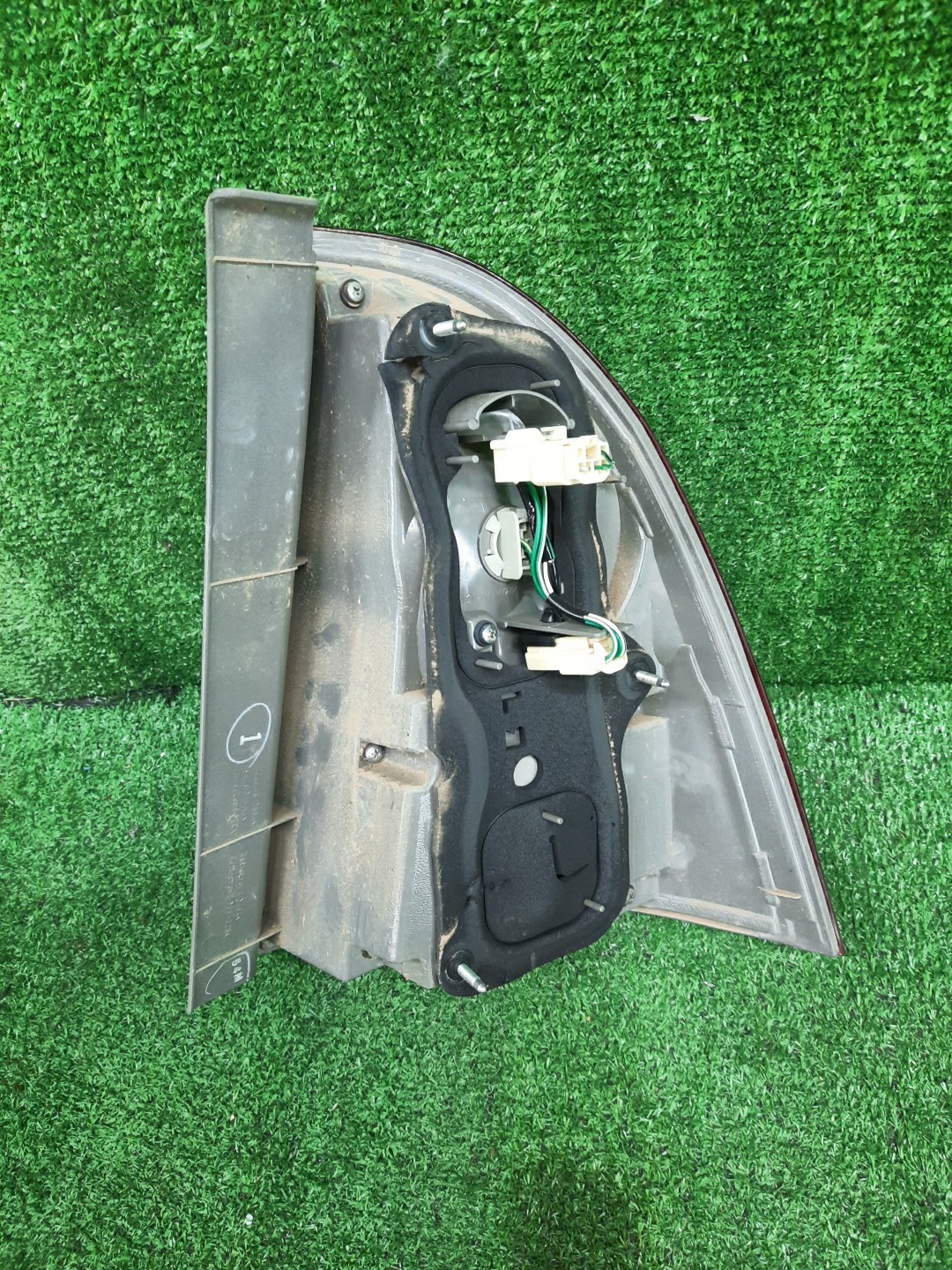 Стоп-сигнал левый задний TOYOTA COROLLA FIELDER NZE121G, ZZE123G, ZZE124G, ZZE122G, NZE124G 3 ракурс