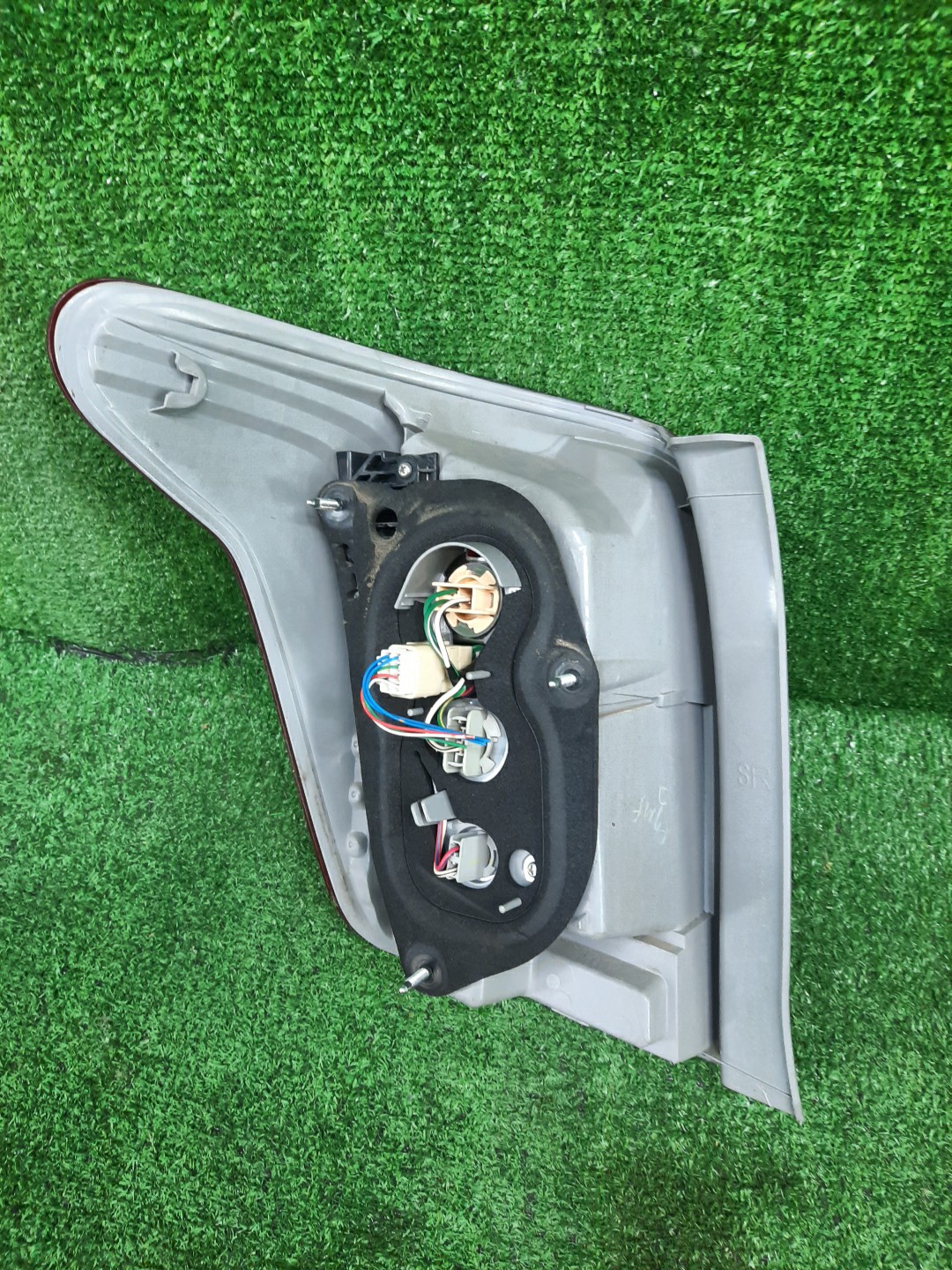 Стоп-сигнал правый задний TOYOTA COROLLA FIELDER, FIELDER ZRE144G, ZRE142G, NZE144G, NZE141G 3 ракурс