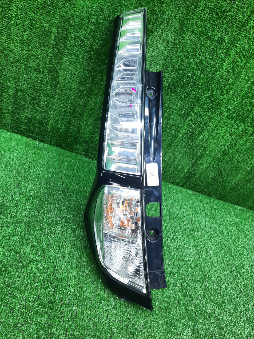 Стоп-сигнал левый задний TOYOTA THOR, JUSTY, TANK, ROOMY M910S, M900S, M900F, M910F, M910A, M900A 1 ракурс