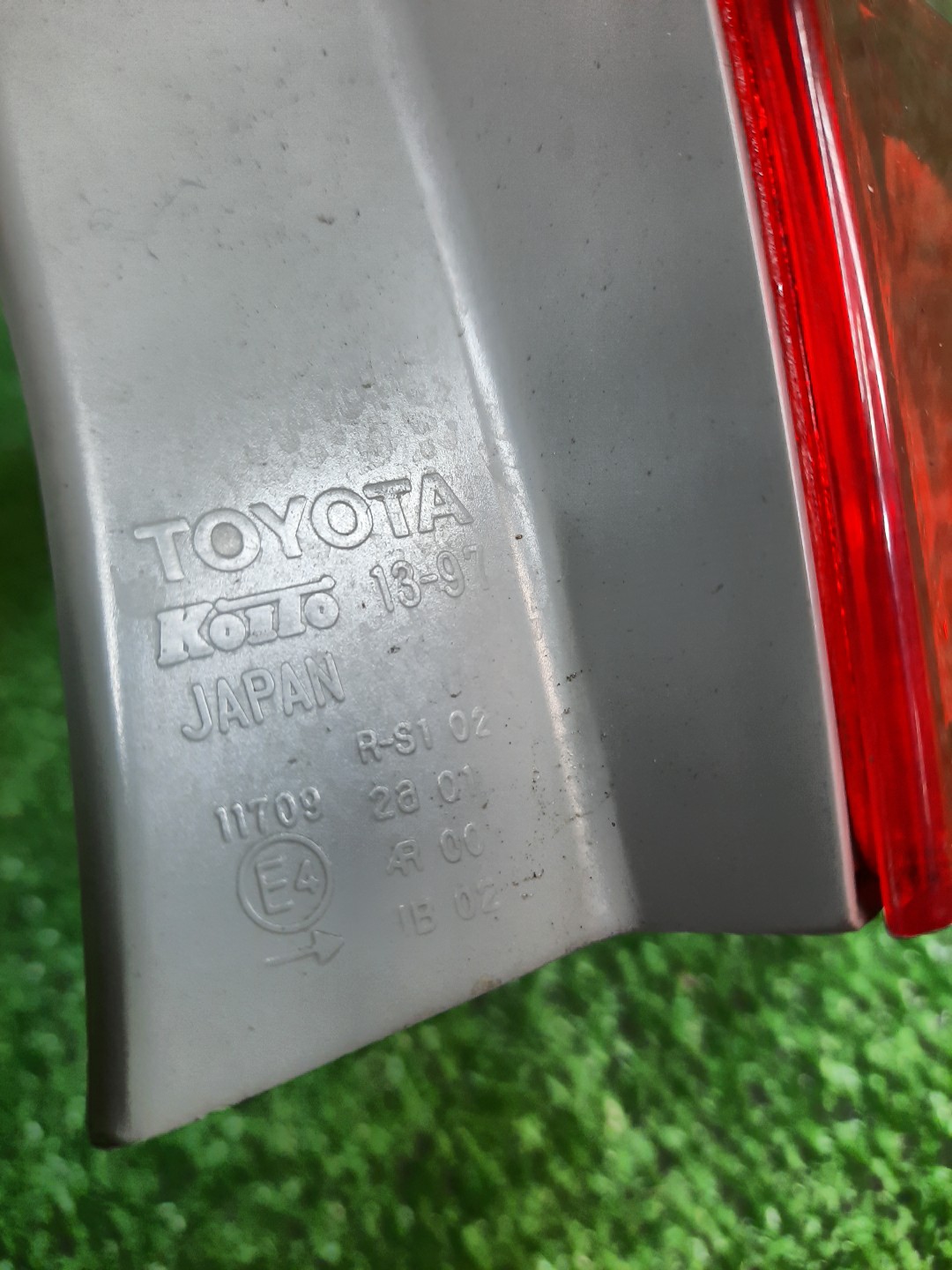 Стоп-сигнал правый задний TOYOTA COROLLA FIELDER, FIELDER ZRE144G, ZRE142G, NZE144G, NZE141G 3 ракурс
